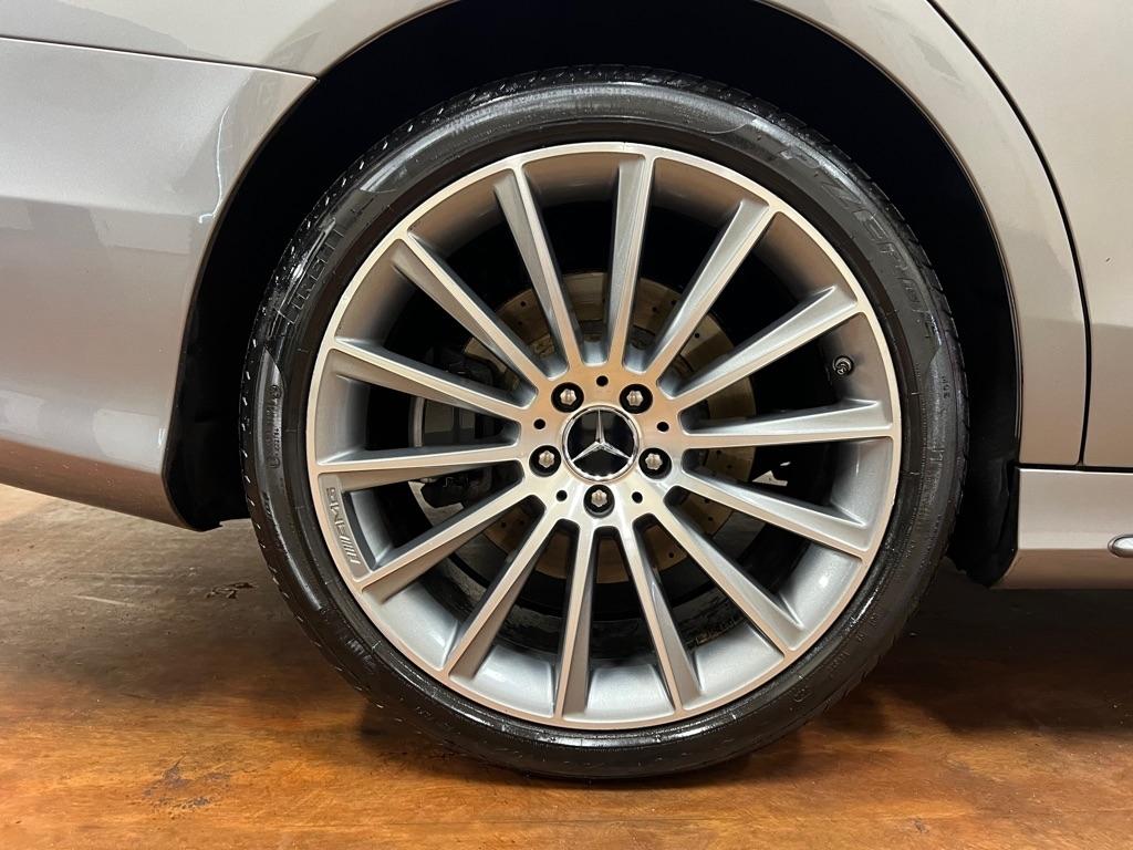 Mercedes-Benz S-Class 4dr Sdn S 550 RWD 2015