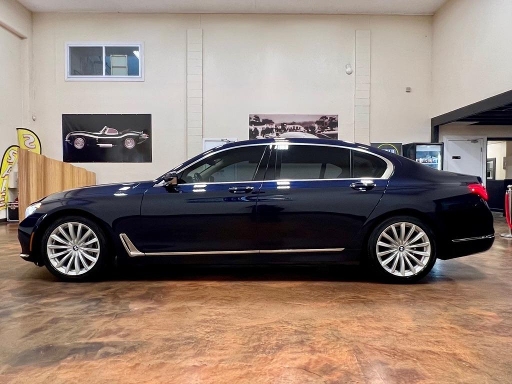 BMW 7 Series 740i Sedan 2018