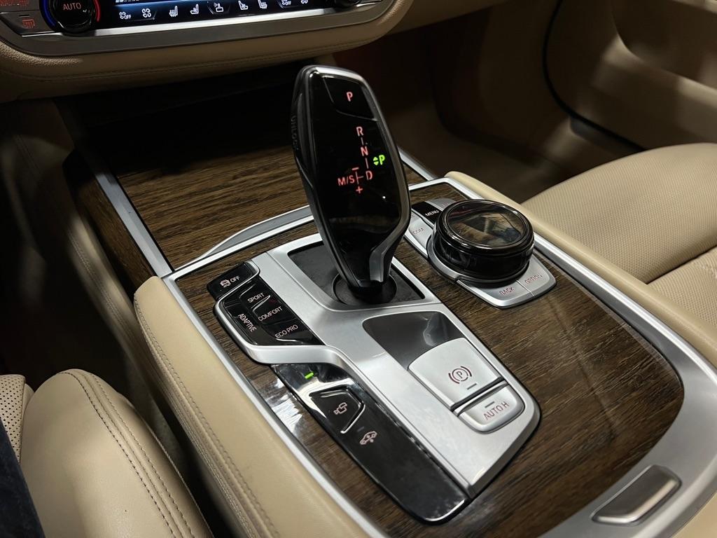 BMW 7 Series 740i Sedan 2018