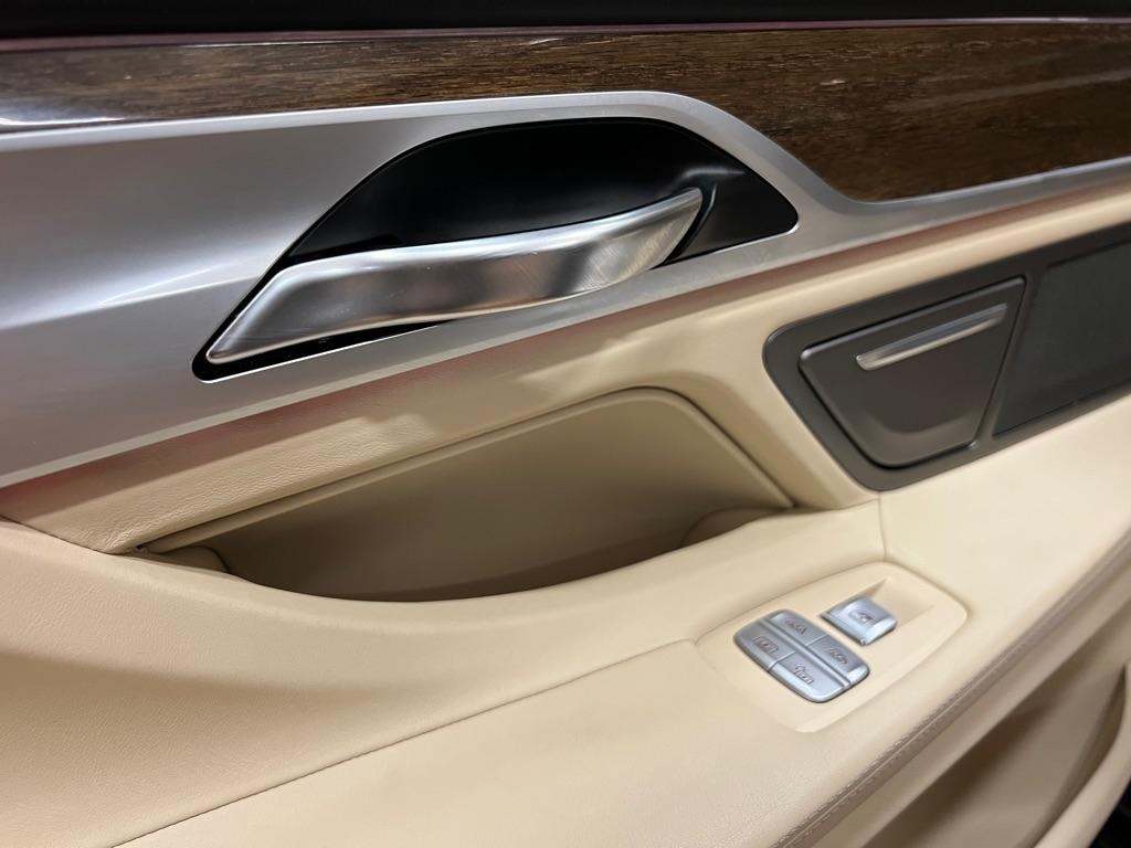 BMW 7 Series 740i Sedan 2018