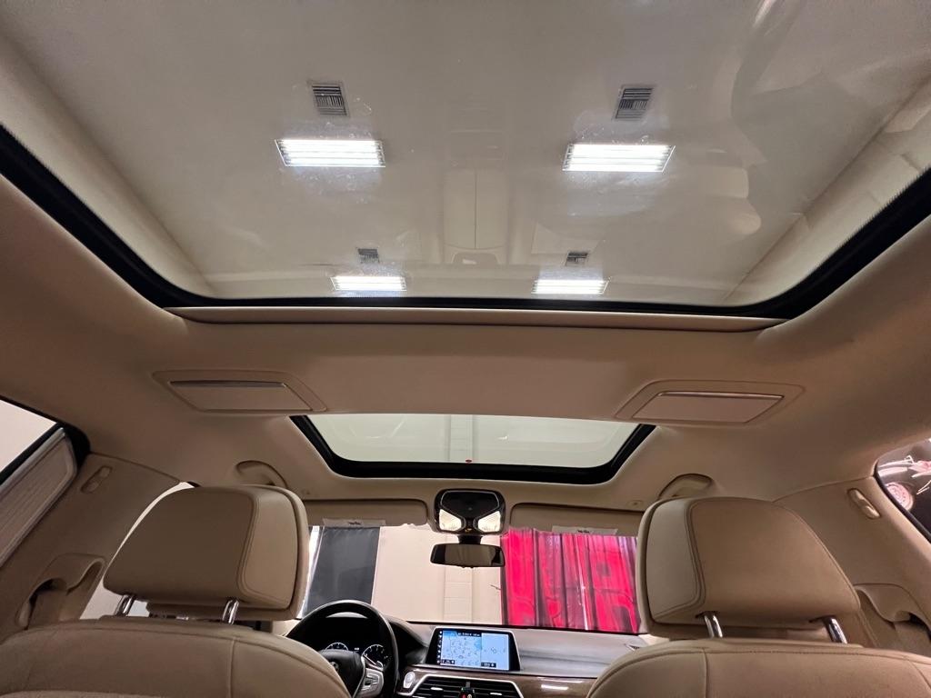 BMW 7 Series 740i Sedan 2018