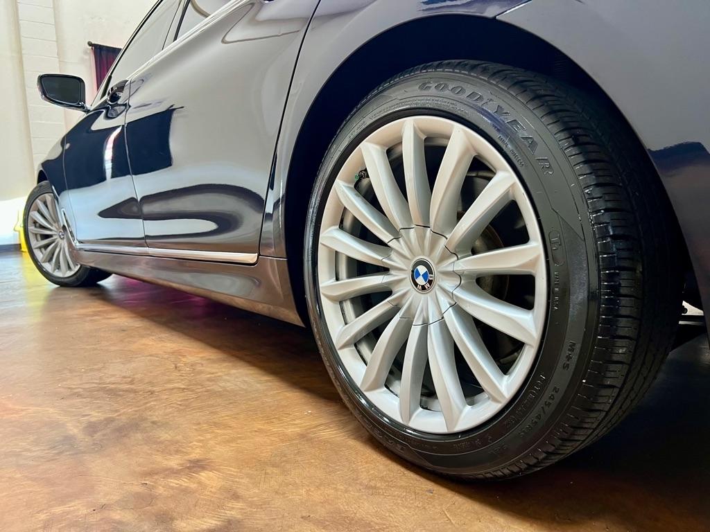 BMW 7 Series 740i Sedan 2018