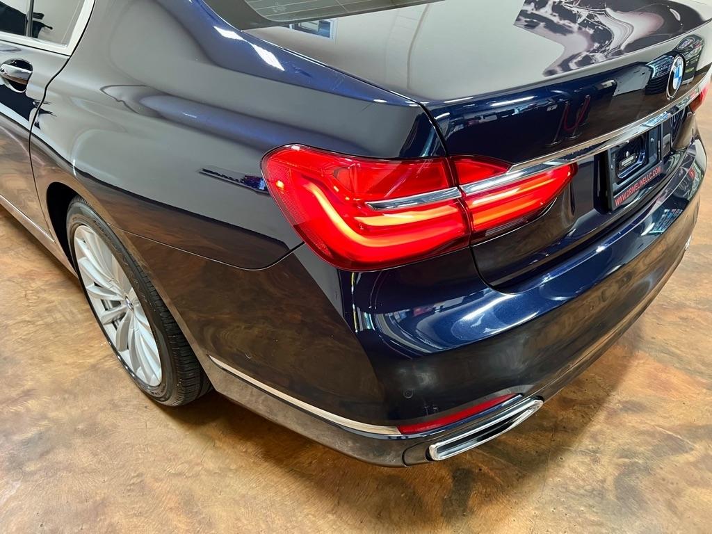 BMW 7 Series 740i Sedan 2018