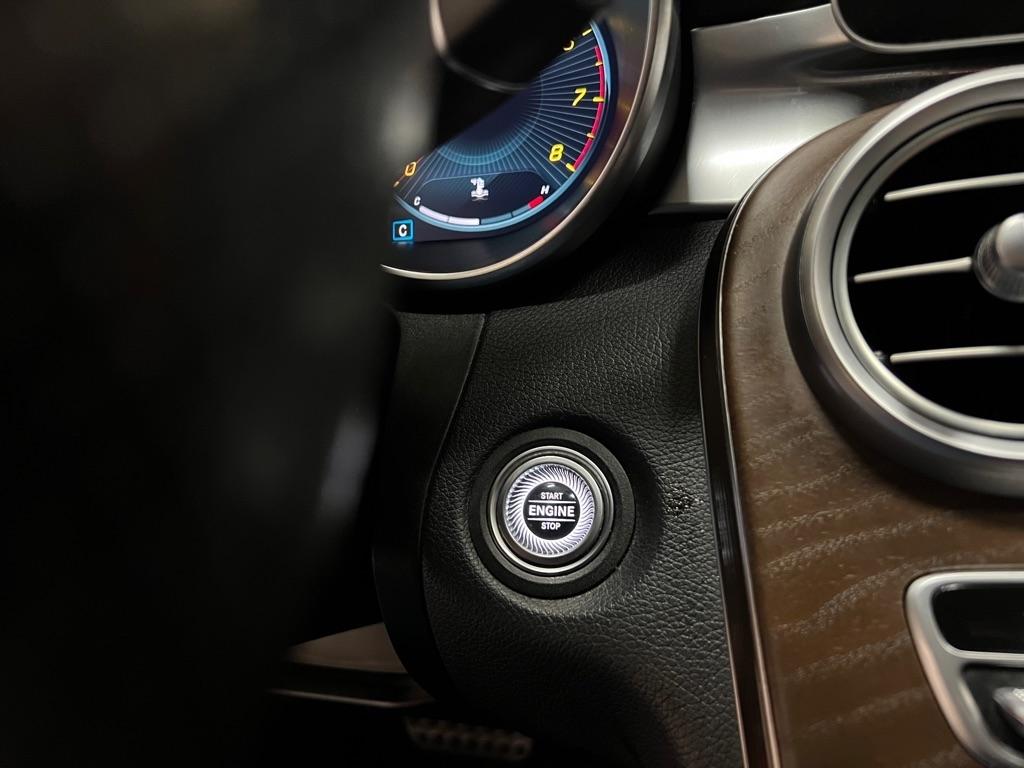 Mercedes-Benz C-Class C 300 Sedan 2019