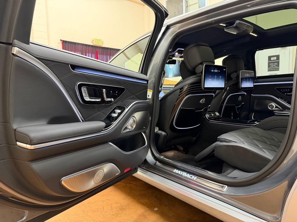 Mercedes-Benz S-Class Maybach S 580 4MATIC Sedan 2024
