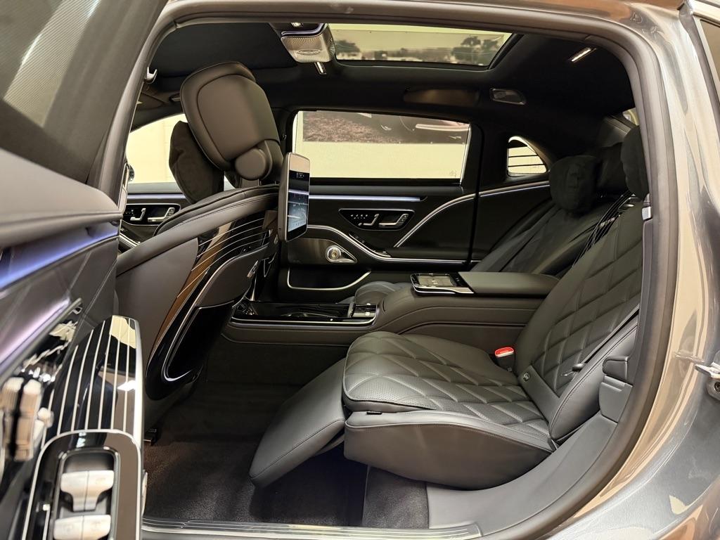 Mercedes-Benz S-Class Maybach S 580 4MATIC Sedan 2024
