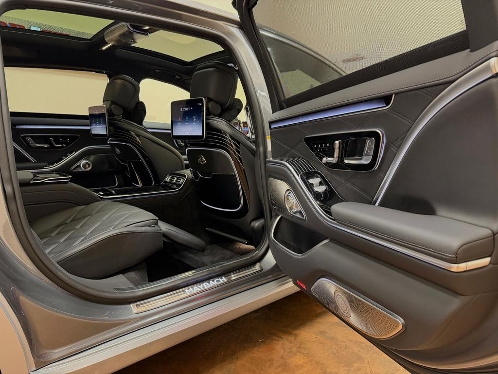 Mercedes-Benz S-Class Maybach S 580 4MATIC Sedan 2024