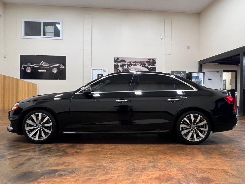 Audi A4 Sedan Premium Plus 40 TFSI quattro 2021