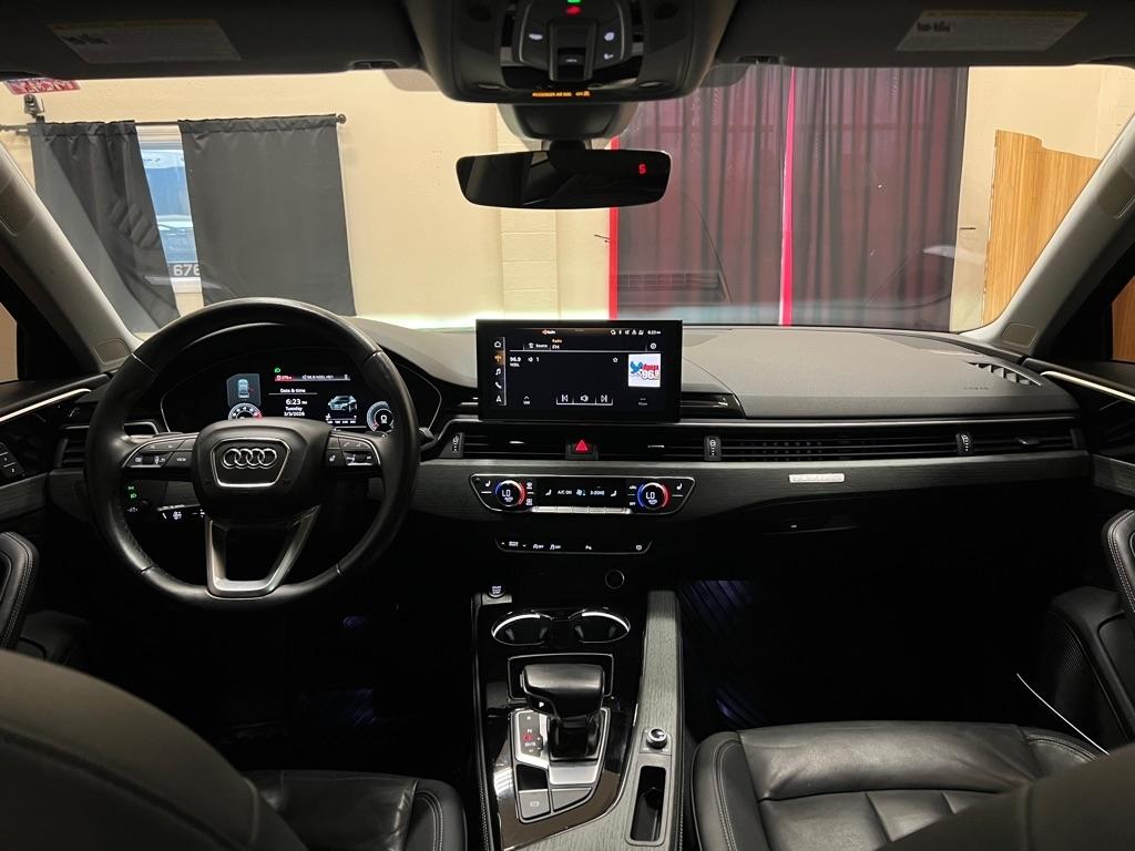 Audi A4 Sedan Premium Plus 40 TFSI quattro 2021