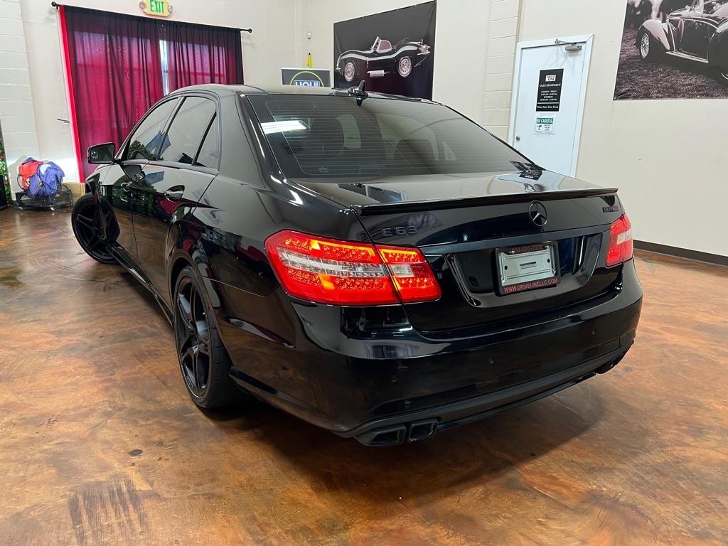 Mercedes-Benz E-Class 4dr Sdn E 63 AMG RWD 2011