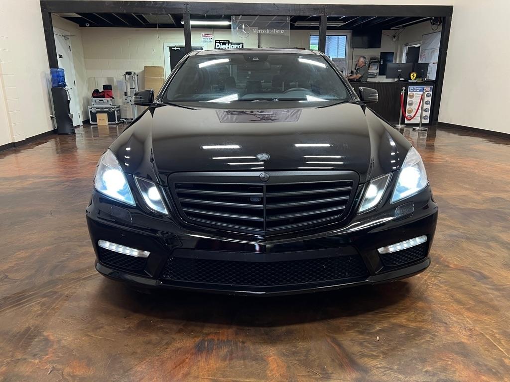 Mercedes-Benz E-Class 4dr Sdn E 63 AMG RWD 2011