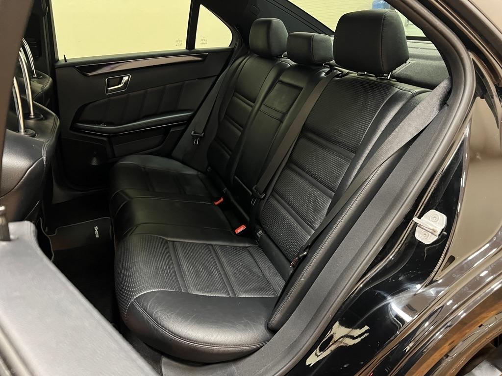 Mercedes-Benz E-Class 4dr Sdn E 63 AMG RWD 2011