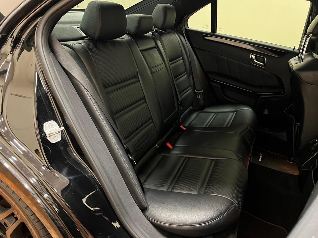 Mercedes-Benz E-Class 4dr Sdn E 63 AMG RWD 2011