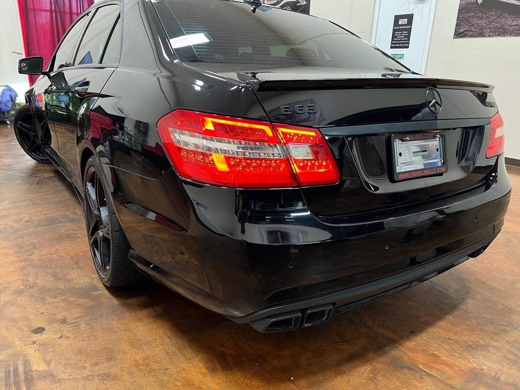 Mercedes-Benz E-Class 4dr Sdn E 63 AMG RWD 2011