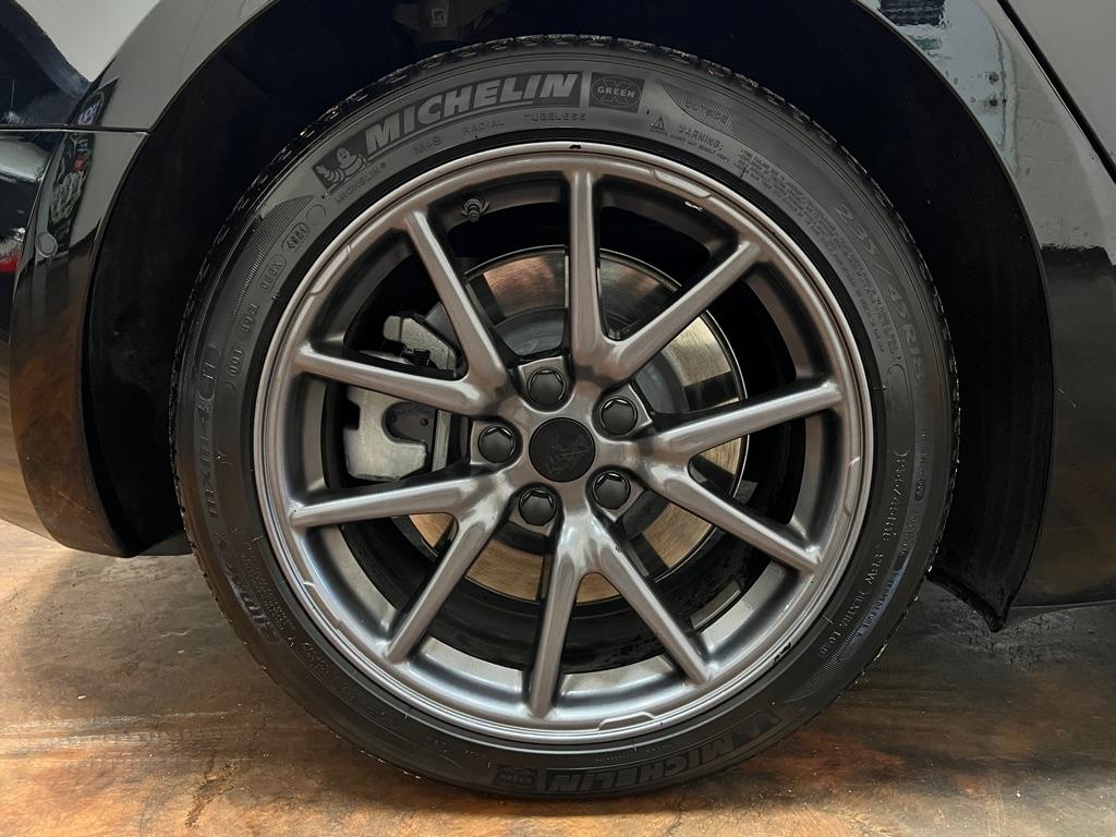 Tesla Model 3 Mid Range RWD *Ltd Avail* 2019