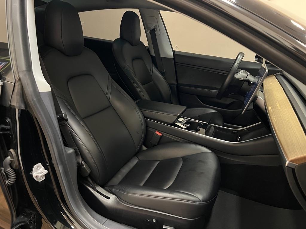 Tesla Model 3 Mid Range RWD *Ltd Avail* 2019