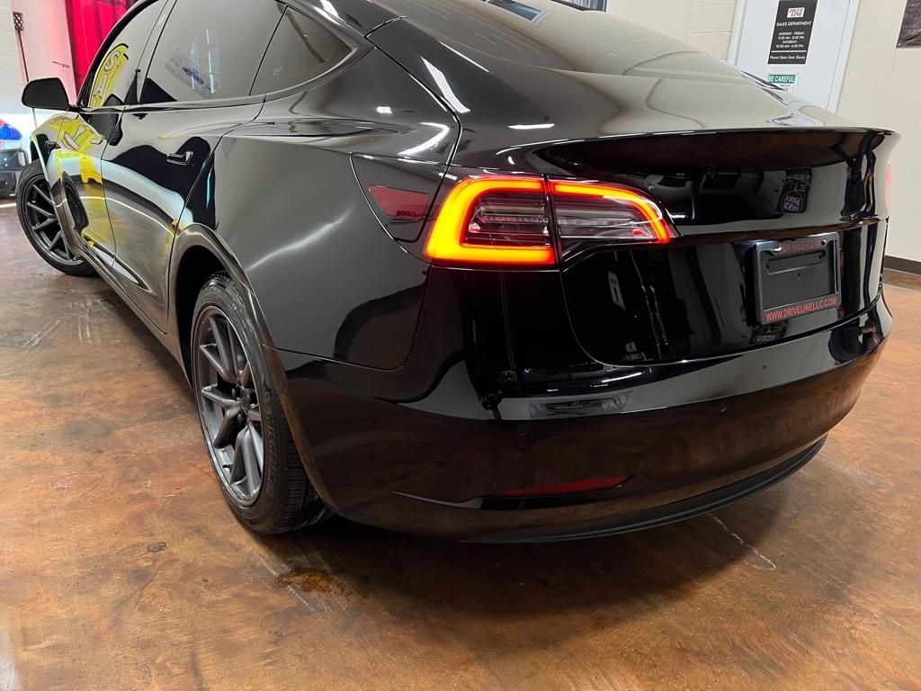 Tesla Model 3 Mid Range RWD *Ltd Avail* 2019