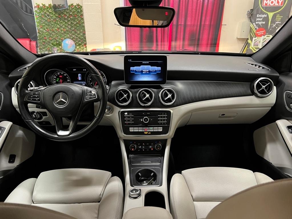 Mercedes-Benz GLA GLA 250 SUV 2020