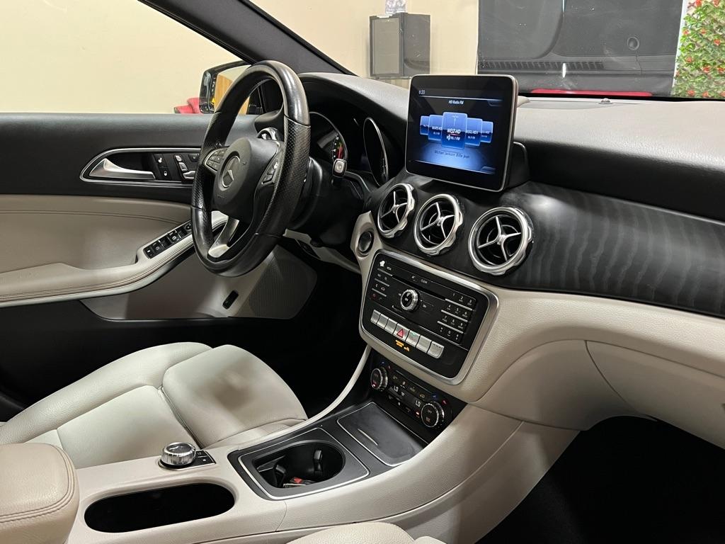Mercedes-Benz GLA GLA 250 SUV 2020