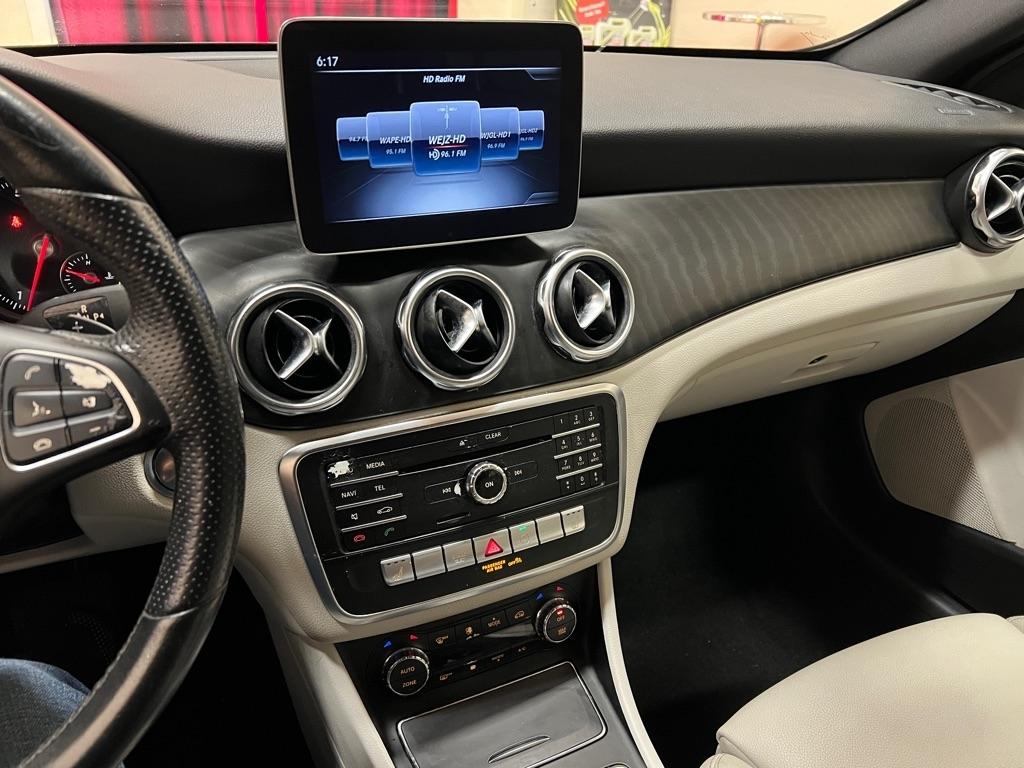 Mercedes-Benz GLA GLA 250 SUV 2020