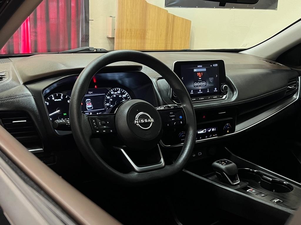 Nissan Rogue FWD SV 2023