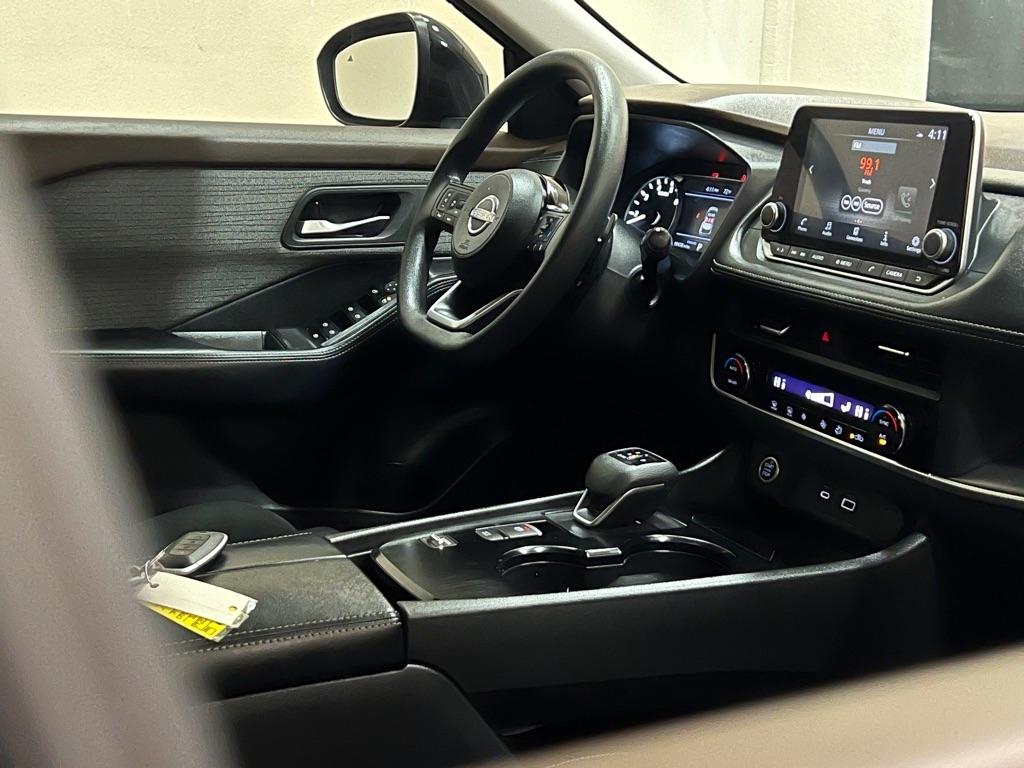 Nissan Rogue FWD SV 2023