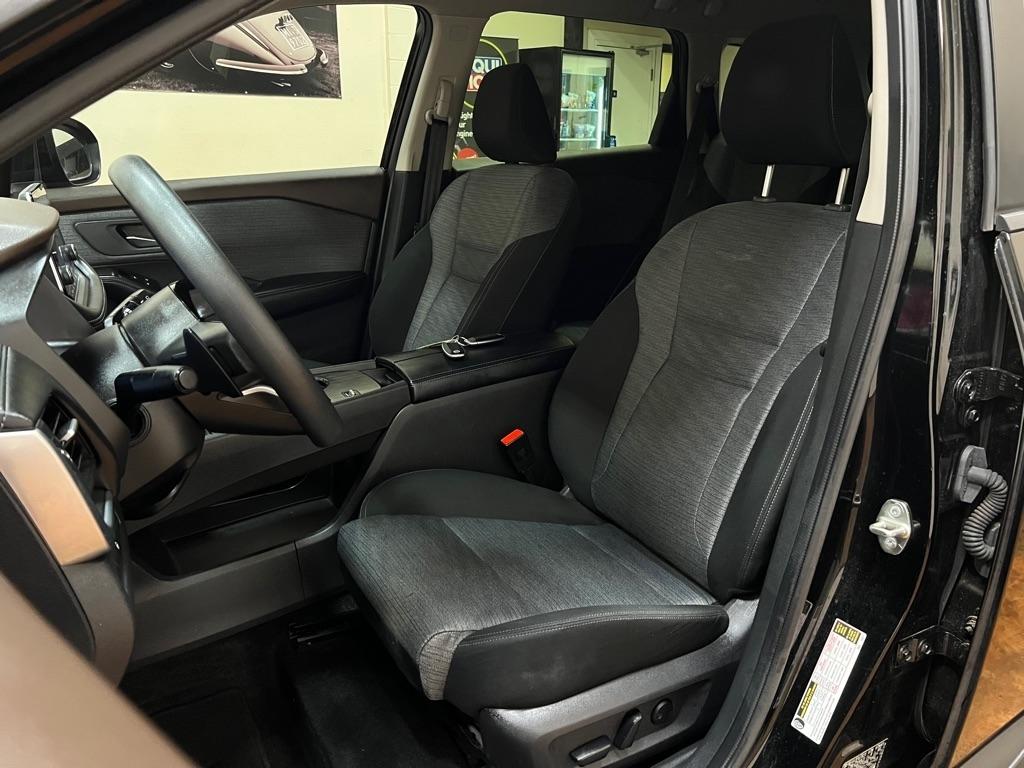 Nissan Rogue FWD SV 2023