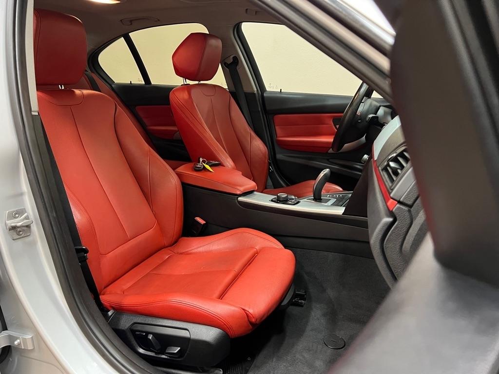 BMW 3 Series 4dr Sdn 320i xDrive AWD South Africa 2015