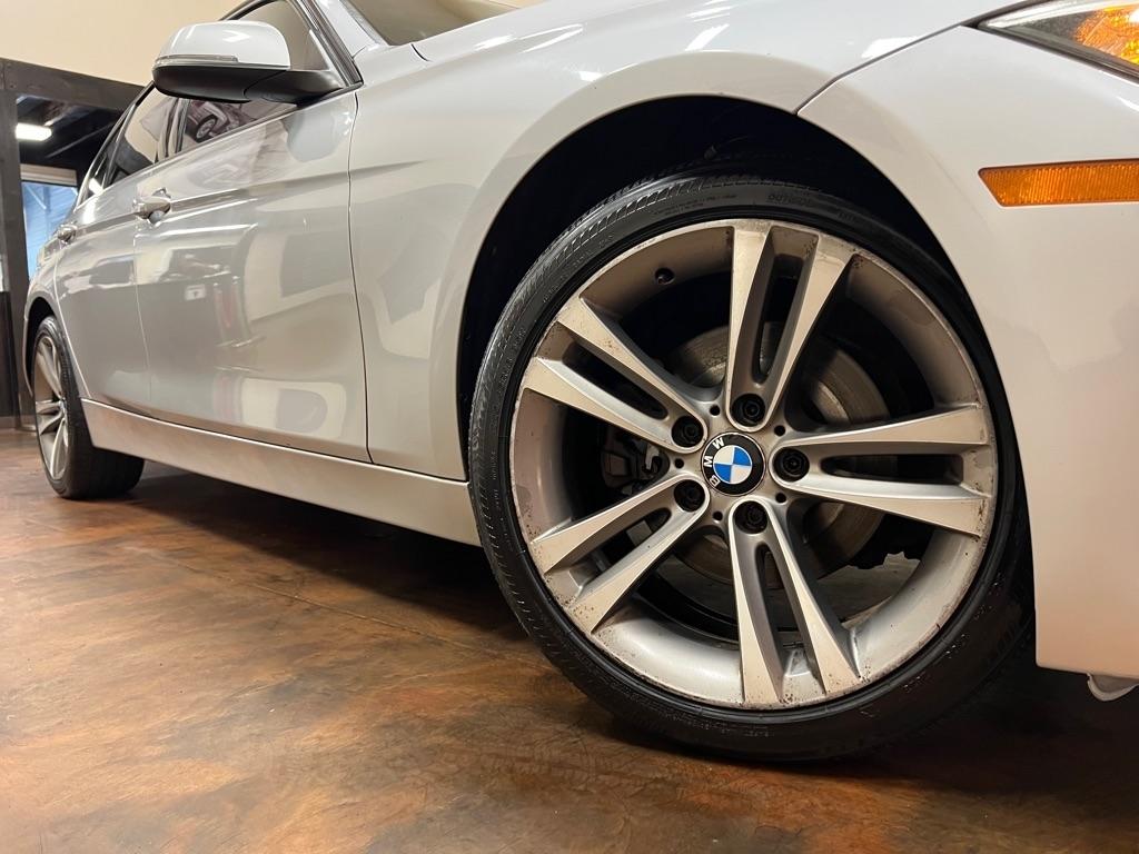 BMW 3 Series 4dr Sdn 320i xDrive AWD South Africa 2015