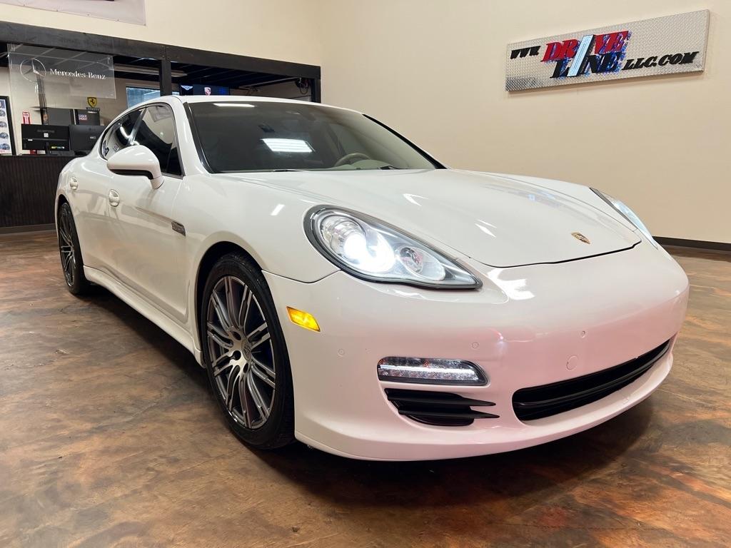 Porsche Panamera 4dr HB 2013