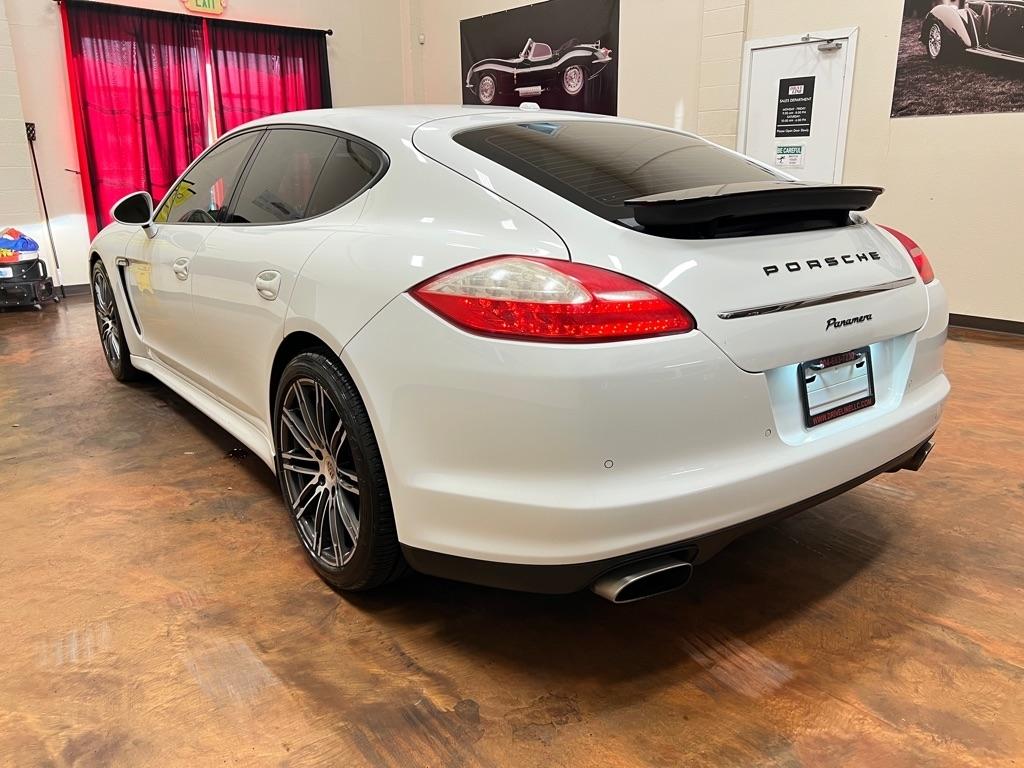 Porsche Panamera 4dr HB 2013