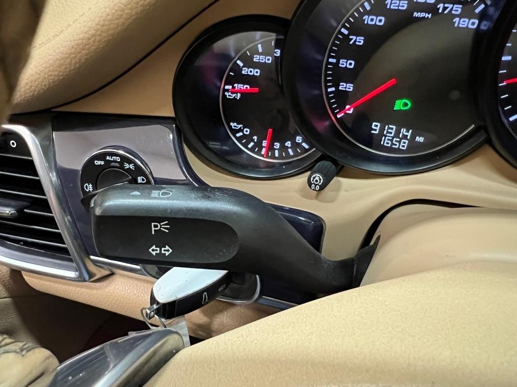 Porsche Panamera 4dr HB 2013