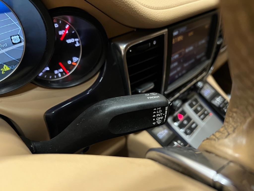 Porsche Panamera 4dr HB 2013