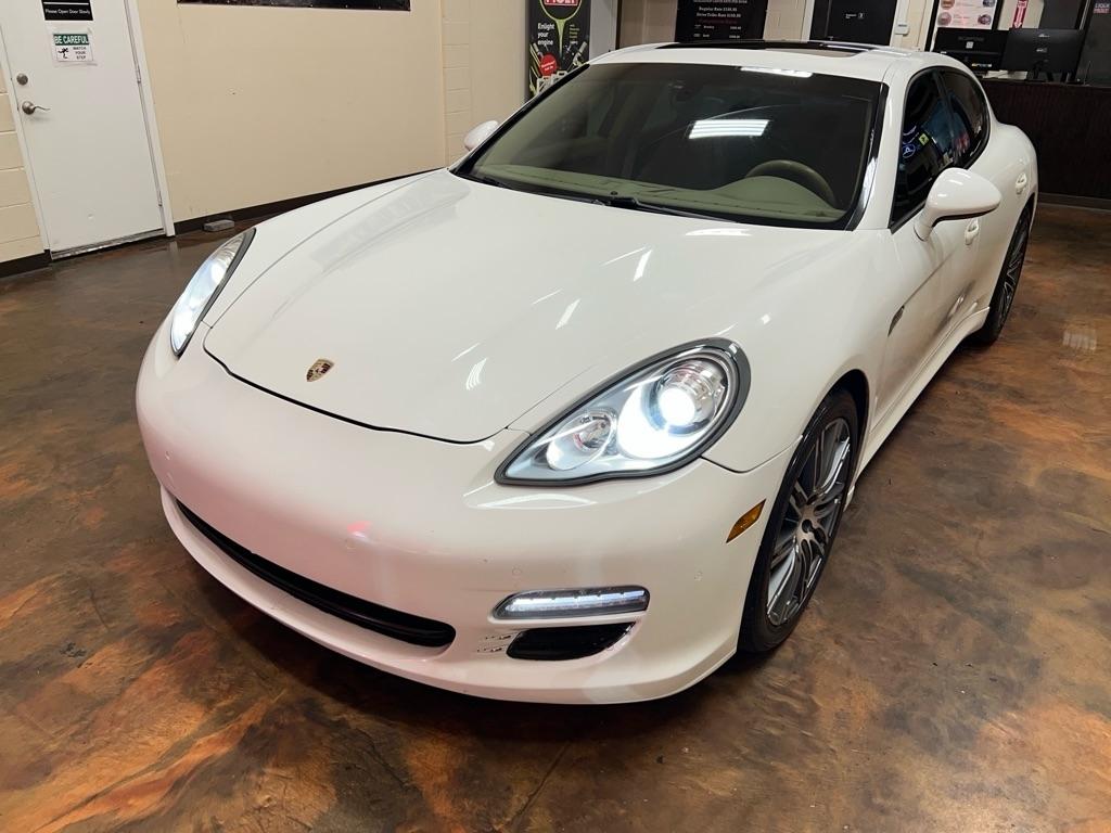 Porsche Panamera 4dr HB 2013
