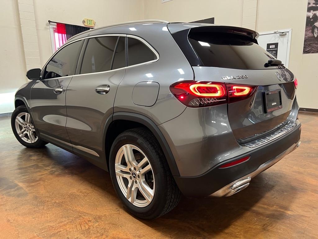 Mercedes-Benz GLA GLA 250 SUV 2021