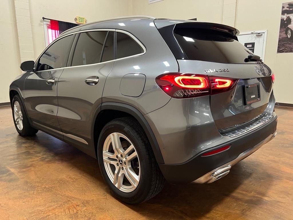 Mercedes-Benz GLA GLA 250 SUV 2021