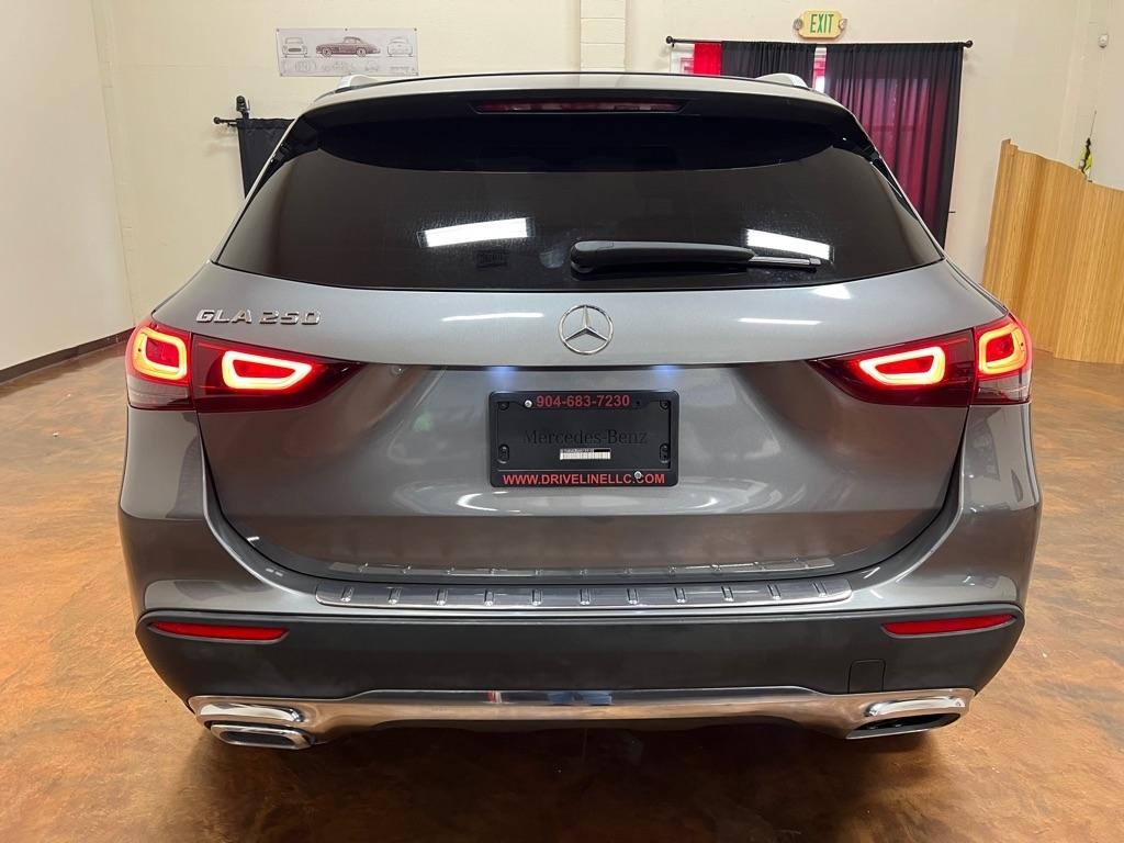 Mercedes-Benz GLA GLA 250 SUV 2021