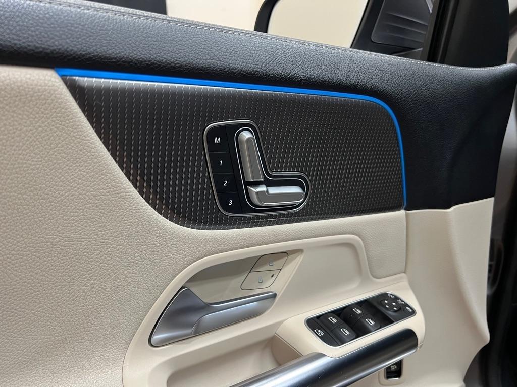 Mercedes-Benz GLA GLA 250 SUV 2021