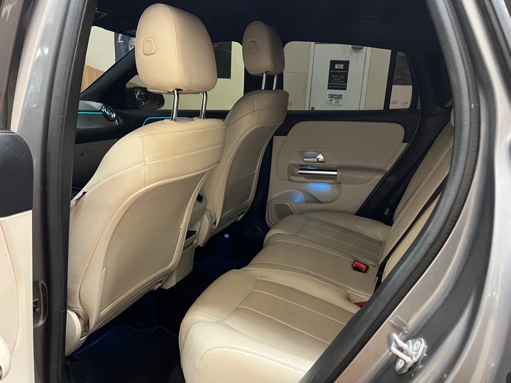 Mercedes-Benz GLA GLA 250 SUV 2021