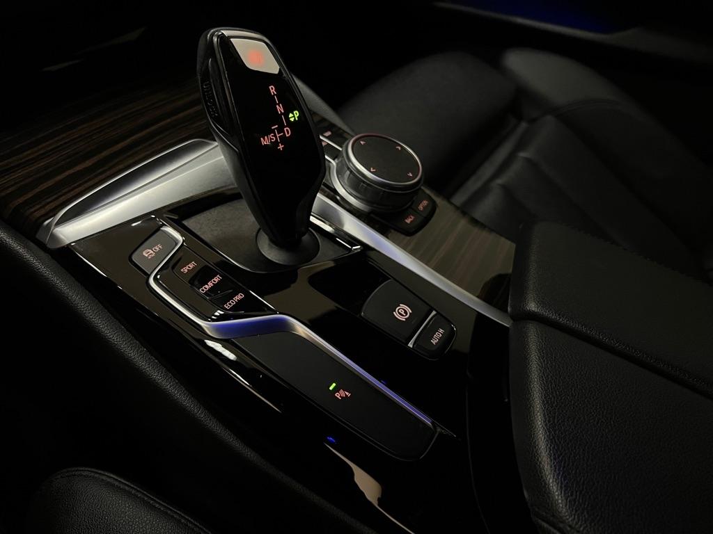 BMW 5 Series 530i Sedan 2018