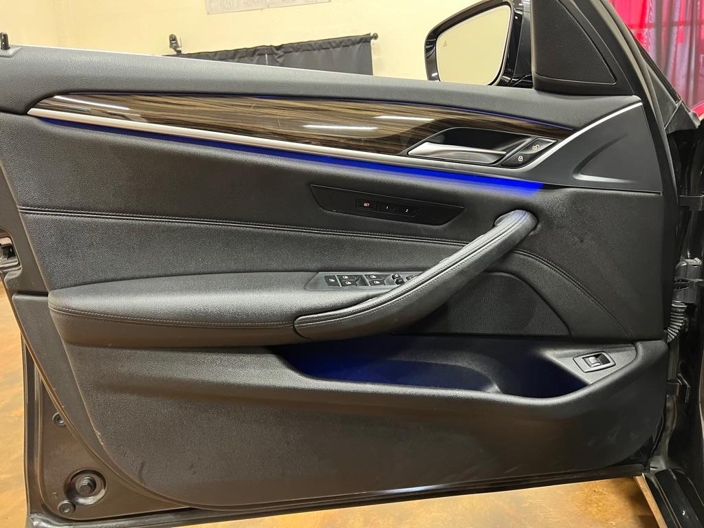 BMW 5 Series 530i Sedan 2018