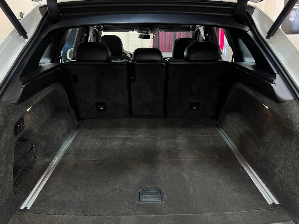 Bentley Bentayga V8 AWD 2019