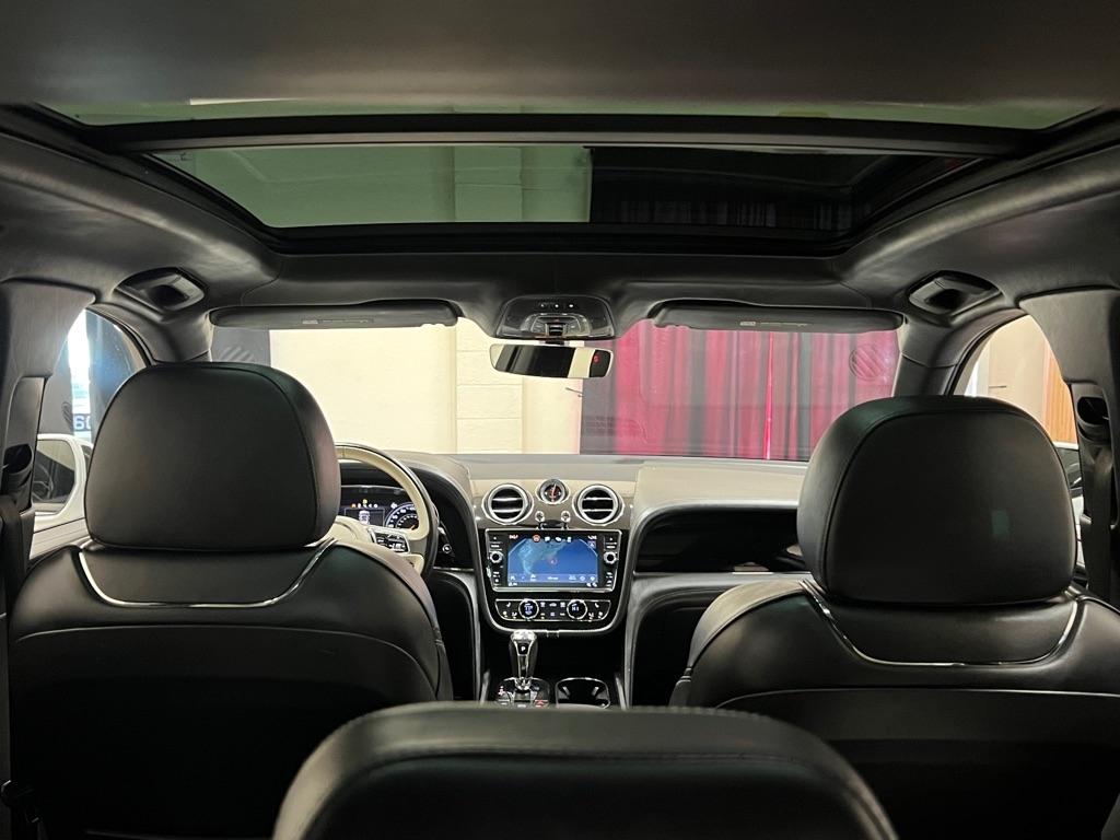 Bentley Bentayga V8 AWD 2019