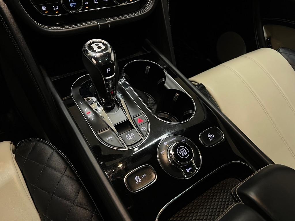 Bentley Bentayga V8 AWD 2019