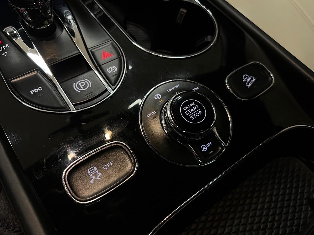 Bentley Bentayga V8 AWD 2019