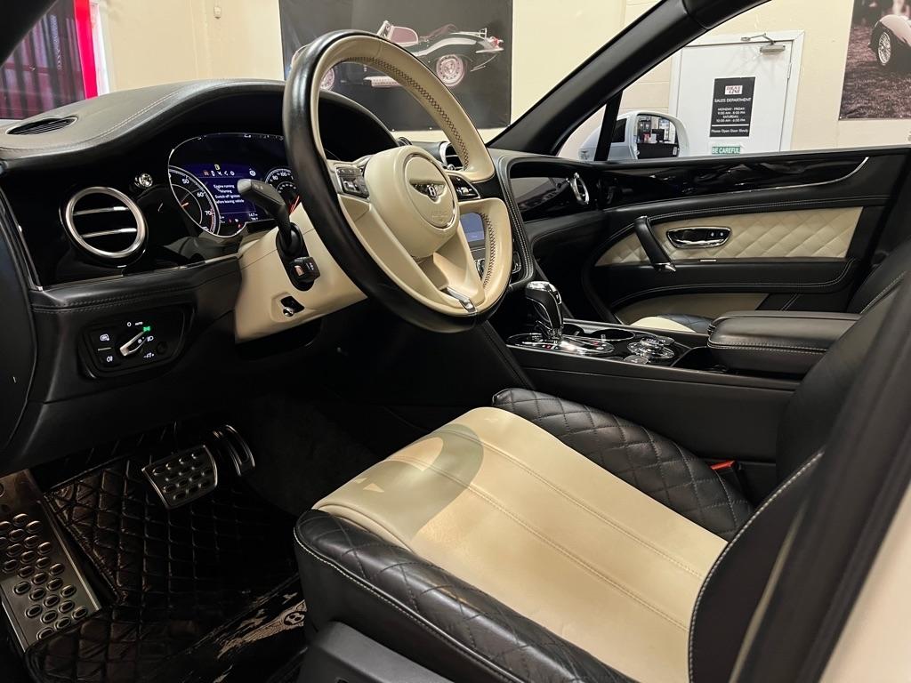 Bentley Bentayga V8 AWD 2019