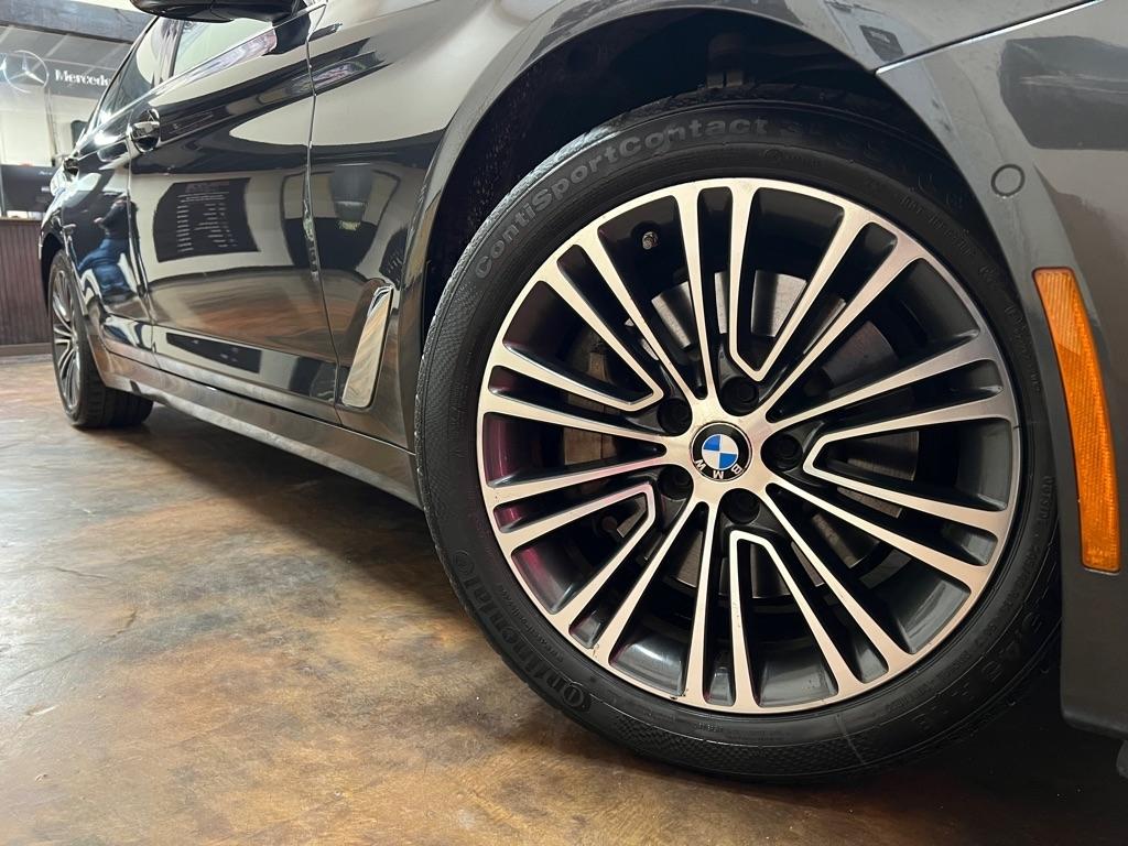 BMW 5 Series 540i xDrive Sedan 2019
