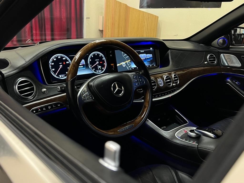 Mercedes-Benz S-Class 4dr Sdn Maybach S 600 RWD 2016