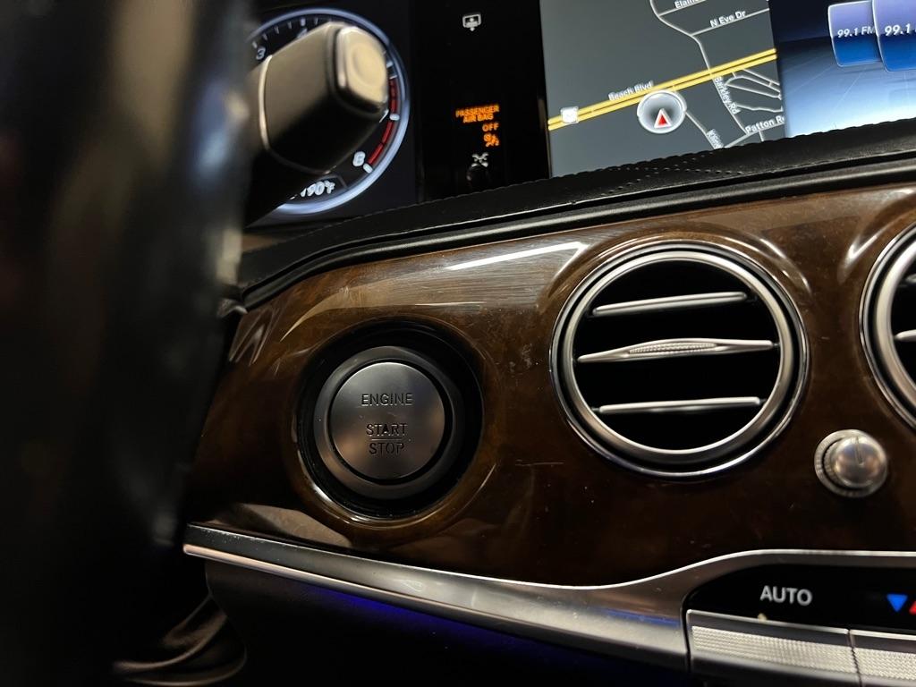 Mercedes-Benz S-Class 4dr Sdn Maybach S 600 RWD 2016