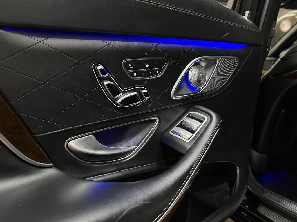 Mercedes-Benz S-Class 4dr Sdn Maybach S 600 RWD 2016